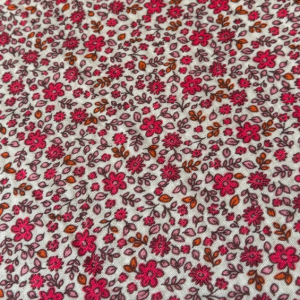 Gaze fleurie rose